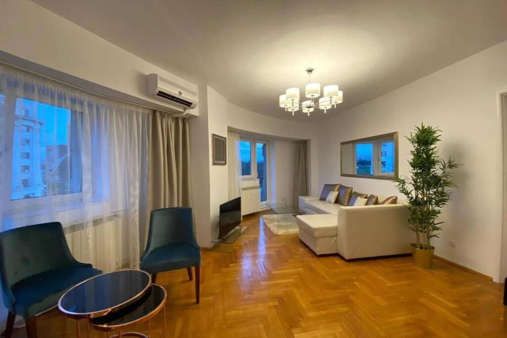 شقة New Luxury Flat In Front Of The Parliament At Unirii بوخارست المظهر الخارجي الصورة